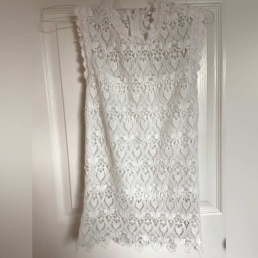 Elegant White Lace Sleeveless Top